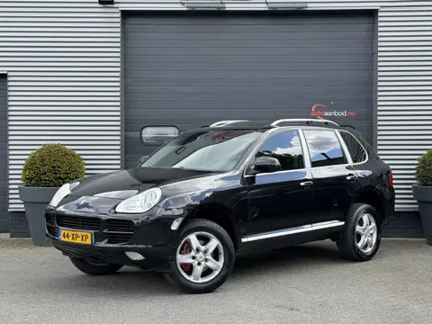 Porsche Cayenne 3.2 | Panoramadak | Xenon | Trekhaak | Climate Control | Bose |
