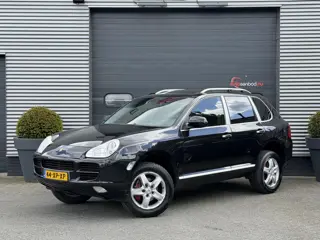Porsche Cayenne 3.2 | Panoramadak | Xenon | Trekhaak | Climate Control | Bose |