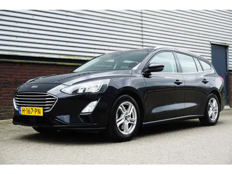 Ford Focus Wagon 1.0 EcoBoost Edition Business/Navigatie/Cruise/ Black Metallic.