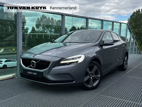 Volvo V40 2.0 T3 Nordic+ Climate control, Cruise control, Verwarmde stoelen voor, Parkeerverwarming,