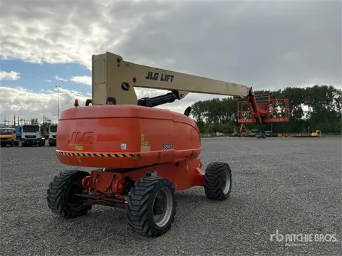 JLG 860SJ Skyguard (bj 2015)