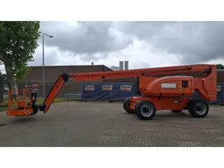 JLG 800AJ (bj 2015)