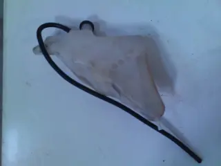 Radiator reserve tank  Suzuki GSX R 750 1996 - 2000