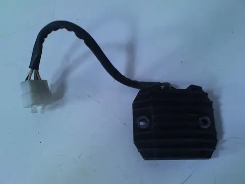 Regulator rectifier  Yamaha FAZER 600 1998 - 2000