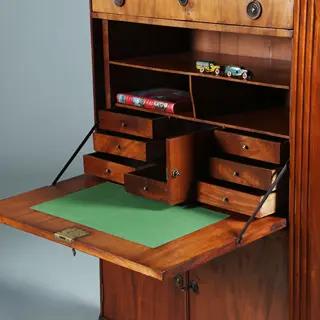 Blonde mahonie Louis Seize secretaire abattant ca. 1800