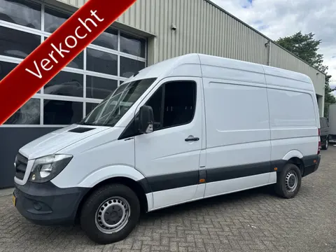 Mercedes-Benz Sprinter 311 2.2 CDI Aut.L2H2 NAP Airco,3 persoons,Trekhaak