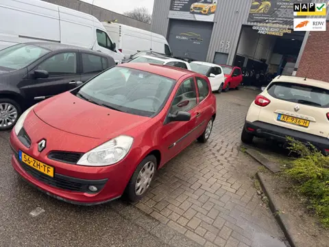 Renault Clio 1.2-16V Special Line Airco Nwe APK Lage Km Stand