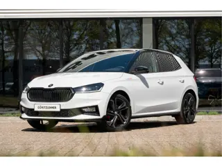 Škoda Fabia 130 Jaar Editie | 1.5 TSI 130kW / 180pk | DSG | 18 inch | Full LED | Camera | ACC | Side