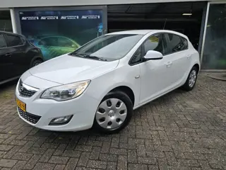 Opel Astra 1.4 Edition | NIEUWE APK | 12MND GARANTIE | AIRCO | CRUISE |