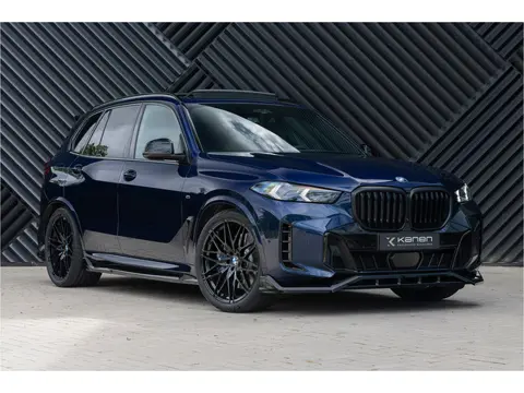 BMW X5 xDrive50e LCI M-sport Pro ACC Pano M Seats Massage Stoelvent. Luchtvering Head Up 360 Kristal