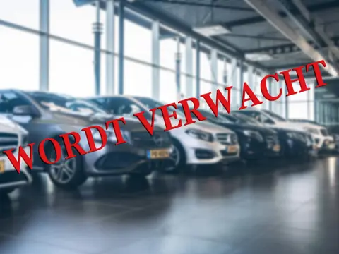 Mercedes-Benz GLA 200 Premium Plus | Panorama dak