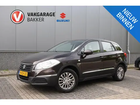 Suzuki SX4 S-Cross 1.6 Comfort | Middenarmsteun | Navigatie | Cruise control |
