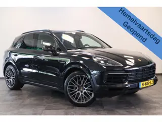 Porsche Cayenne 3.0 E-Hybrid Panoramadak Luchtvering Matrix 21"LM * Hemelvaartsdag geopend van 12:00