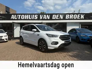 Ford Kuga 2.0 242Pk 4X4 St-Line|Automaat|Xenon|Cruise|Navi|Climate|Carplay|Led|Leer|Lmv|Elek Pakket|