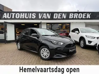 Toyota Yaris 1.5 Hybrid Active|Navi|Cruise|Carplay|Camera|ACC|Climate|Stoelverw|