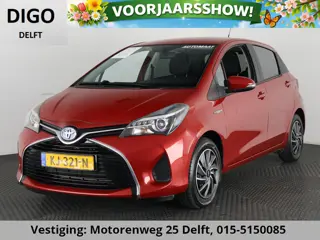 Toyota Yaris 1.5 HYBRID AUTOMAAT STYLE CLIMAT CONTROL . 2 ZONE AIRCO.SLECHTS 77.000 KM . PRIVACY GLA