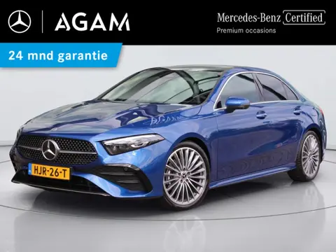 Mercedes-Benz A-Klasse Limousine 180 Star Edition Panorama dak