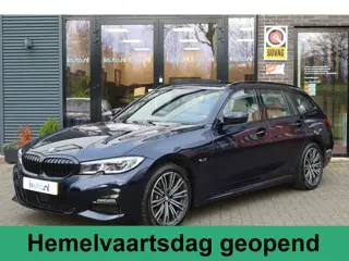 BMW 3 Serie Touring 330e M-Sport Shadow Line Pano/Laser LED/Leder/360/Keyless/Headup/ACC/Dodehoek