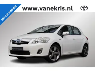 Toyota Auris 1.8 Hybrid Dynamic Business, Parkeersensoren, Trekhaak, Cruise control, 17" LM Velgen, 