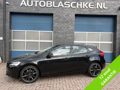 Volvo V40 2.0 T3 Momentum, 18 inch, climate/cruise/navi