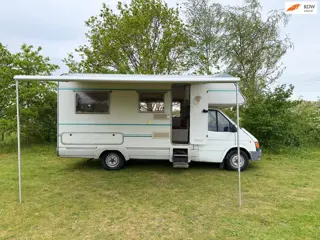 Ford TRANSIT 100 L-D KAMPEERAUTO Ford Transit Camper nieuwe distributieriem / 4per. / 2 Bedden / Nie