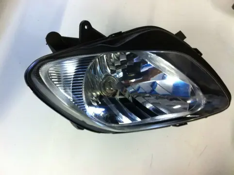 Headlight Suzuki Burgman 650 1998 - 2001