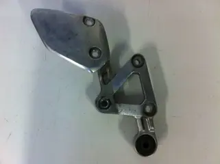 Main step holder right Yamaha FAZER 600 1998 - 2000 / 2001 - 2003