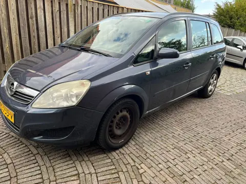 Opel Zafira 1.6 Essentia 7 persoons