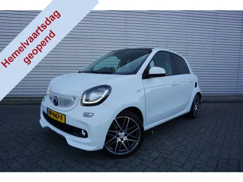 Smart Forfour 1.0 T BRABUS AUTOMAAT Panoramadak / Navi / Cruise / Camera / NAP