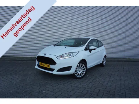 Ford Fiesta 1.0 Style Airco / Navi / Cruise / Elektr. ramen / NAP / APK t/m 04-2027