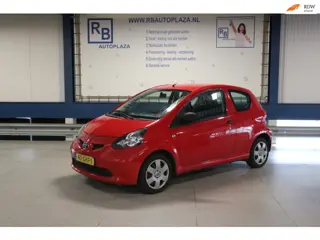 Toyota Aygo 1.0-12V / AIRCO / FULL SERVICE / BUDGET DEAL ! ! !