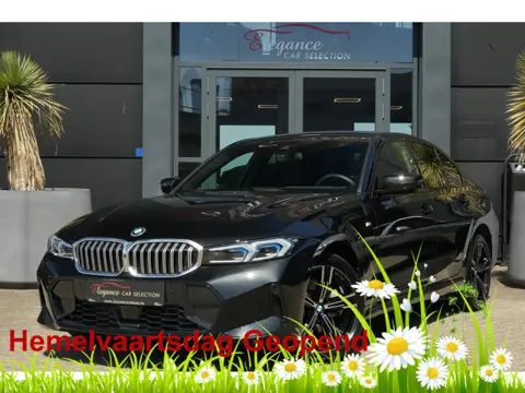 BMW 3-serie 330e M Sport High Executive 292pk Navigatie/HUD/360Camera