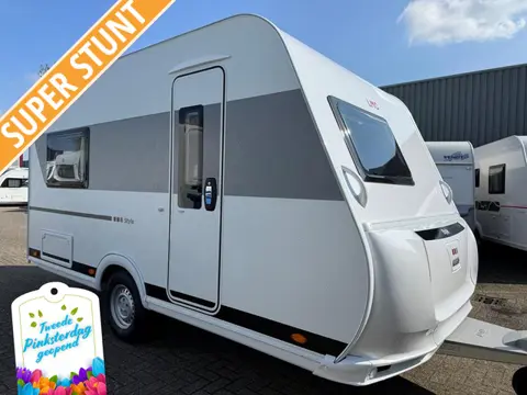 LMC Style 400 F met opklapbaar bed