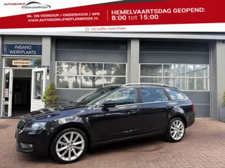Škoda Octavia Combi 1.4 TSI Greentech Elegance Businessline 141PK Leer,Navi,17Inch,Cruise Bj 2014 De