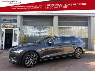 Volvo V60 2.0 D4 Inscription Leer,Panodak,18Inch,Trekhaak,Navi,Cruise Bomvol en dealer onderhouden