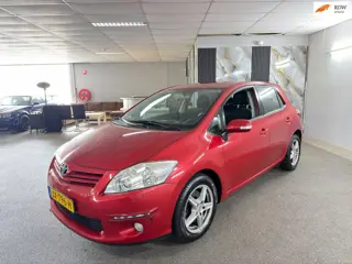 Toyota Auris 2.0 D-4D Dynamic Apk Nieuw,Cruise,Clima,Parksensor,Lm velgen,2 sleutels,( LES AUTO )