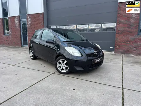 Toyota Yaris 1.3 VVTi Aspiration Airco LM velgen