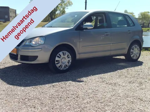 Volkswagen Polo 1.4-16V Comfortline - Airco Hemelvaartsdag geopend van 09:00- tot 16:00 uur