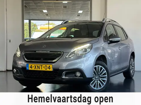 Peugeot 2008 1.2 PureTech Active | Pano | Nwe Apk | Trekhaak | Navi | Airco