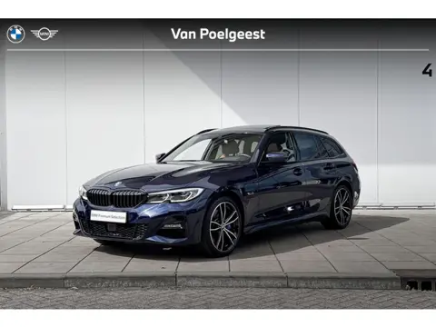 BMW 3 Serie Touring 330e High Executive M-Sport / Laserlight / Head-Up / M Adaptief onderstel / Glaz