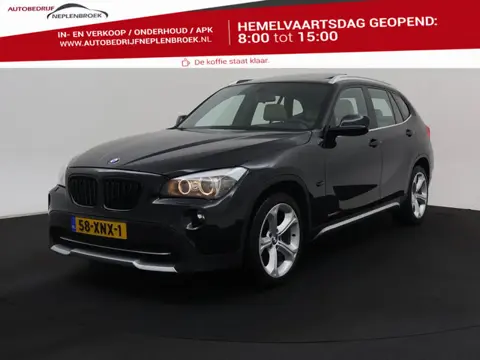 BMW X1 sDrive20i Aut. | Xenon | Panodak | Navi | Leder | AGR | Clima | Trekhaak |  07-2012 149.773 K