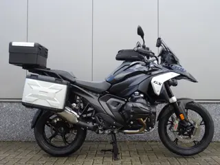 BMW R 1300 GS ABS TRIPLE BLACK (bj 2025)