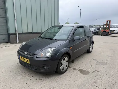 Ford Fiesta 1.3-8V Futura (bj 2007)