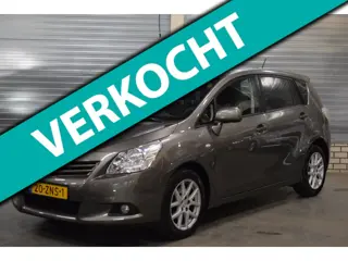 Toyota Verso 1.8 VVT-i Business Titanium Dealer onderhouden+ Panoramadak|Achteruitrijcamera|Navigati