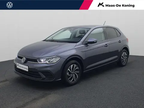Volkswagen Polo 1.0 TSI 95pk Life Edition · Camera · Apple/Android Car Play · P-Sensoren · 15'' Inch