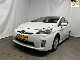 Toyota Prius 1.8 Dynamic SCHADEAUTO!