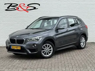 BMW X1 SDrive18i High Executive Camera Trekhaak 1700kg Clima Cruise Navigatie
