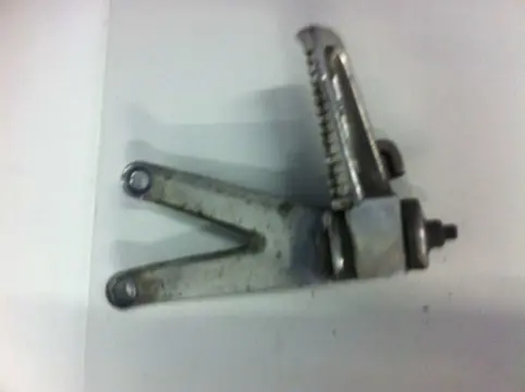 Pillion step left  Yamaha YZF R6 1998 - 2002