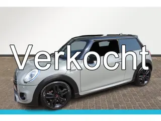 MINI Mini 1.5 Cooper Business automaat. John Cooper Works pakket, panorama dak.