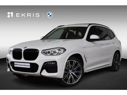 BMW X3 xDrive30e High Executive M Sport | Panorama dak | Adaptieve cruise control